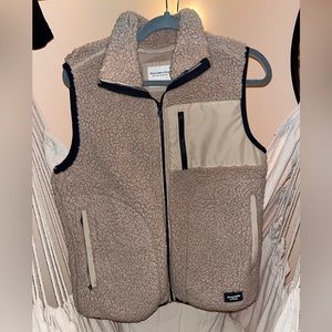 Sherpa Vest
